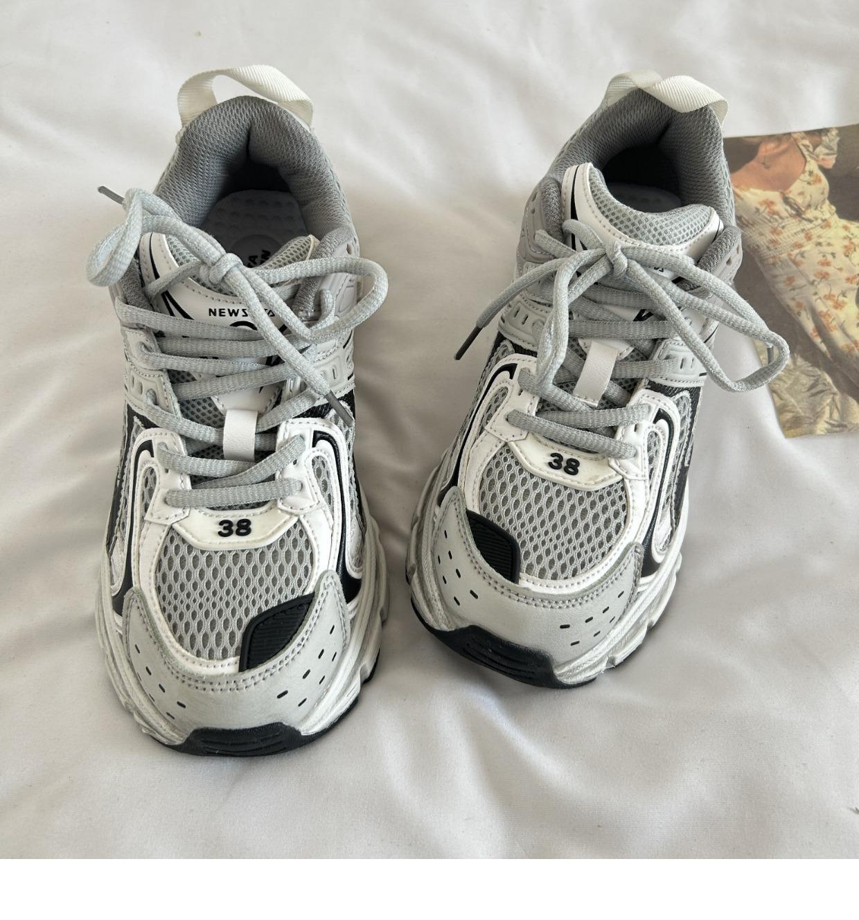 

Женская повседневная обувь 2023 года, новый дизайн, женская вулканизированная обувь, милая розовая спортивная обувь для девочек, модные массивные кроссовки для женщин 44 серый