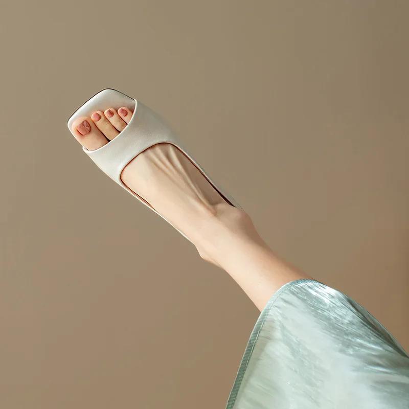 

Женские серебристые тонкие босоножки на высоком каблуке из ПУ кожи, слипоны, новая женская обувь, с одной полоской, квадратный открытый носок, шлепанцы Sandalias Mujer 35 белый