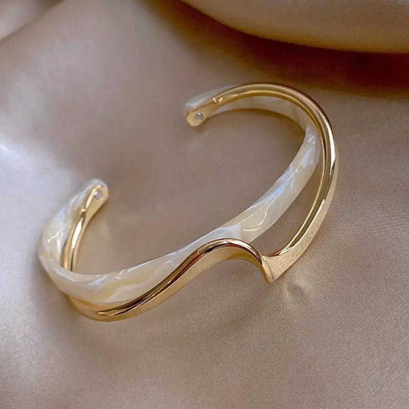 Stainless Steel Fritillaria Roman Round Light Luxury Plate Elegant Charming Golden Gril Fashion Bracelet Evening Zircon Gift
