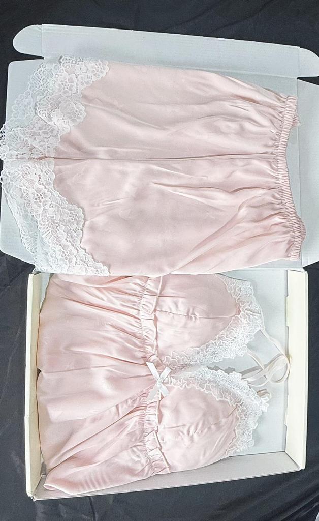 Women's Summer Ice Silk Long Sleeve Pajama Set with Chest Pad - Four-Piece Fun & Sexy Home Wear
