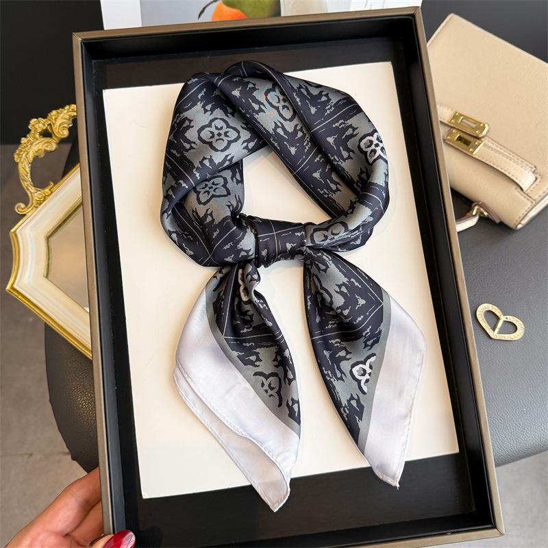 Retro Atmosphere Printing Simulation Silk Scarf Square Scarf High-end Shawl Sunscreen Neck Small Square Scarf Headscarf Female