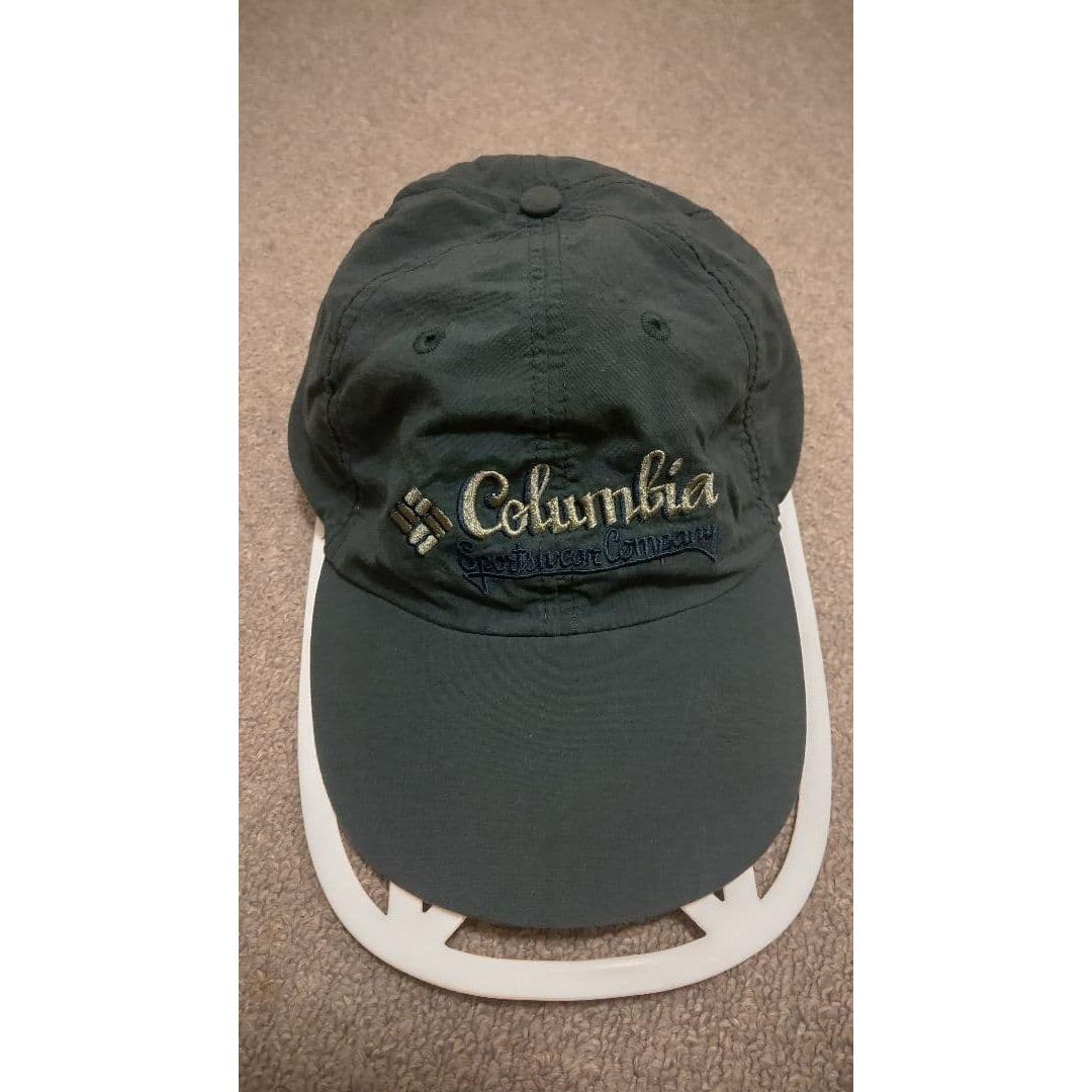 Used 90s Columbia Nylon Cap Made in Taiwan Vintage Blue
