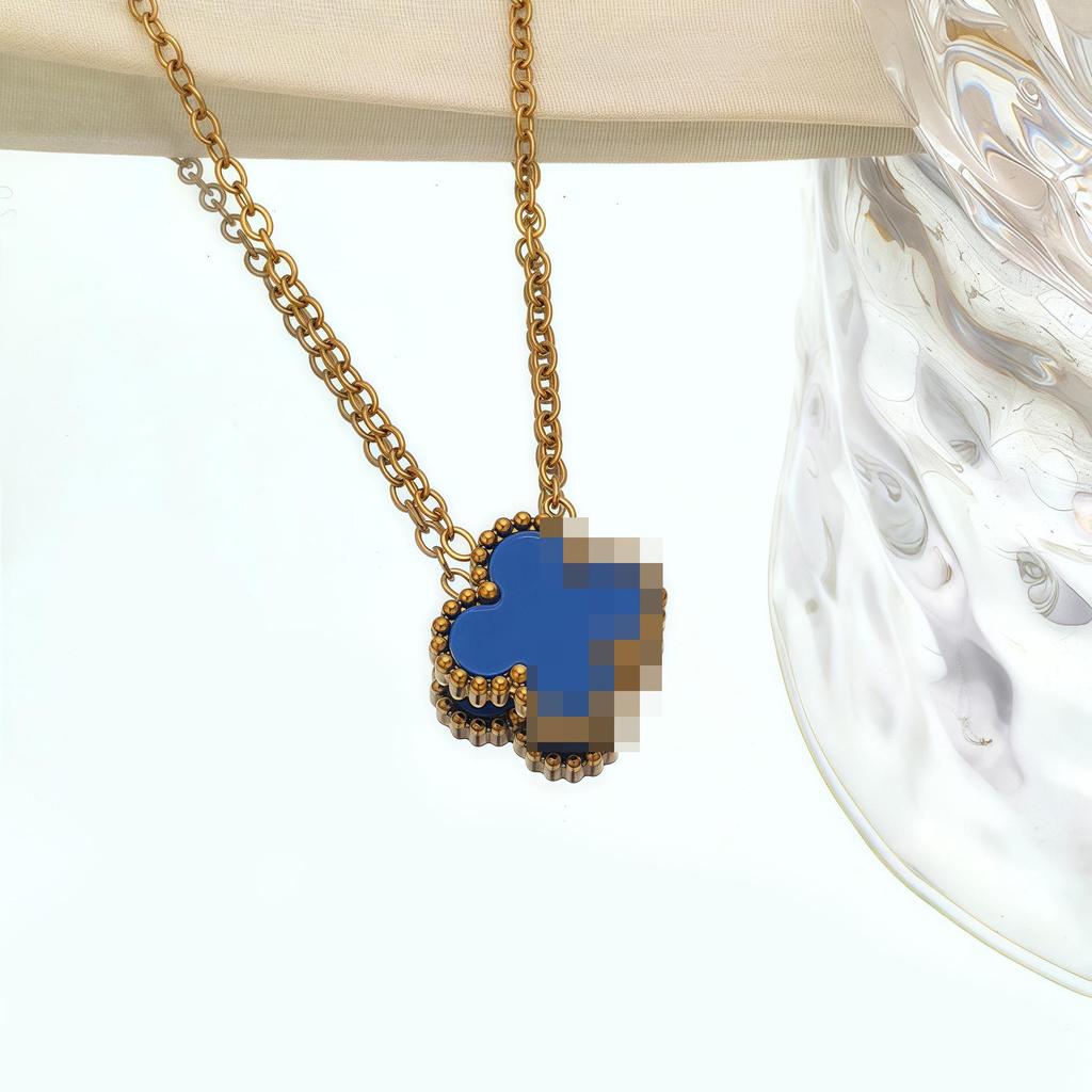 18K Gold-Plated Double-Sided Mother-of-Pearl Four-Leaf Clover Necklace
