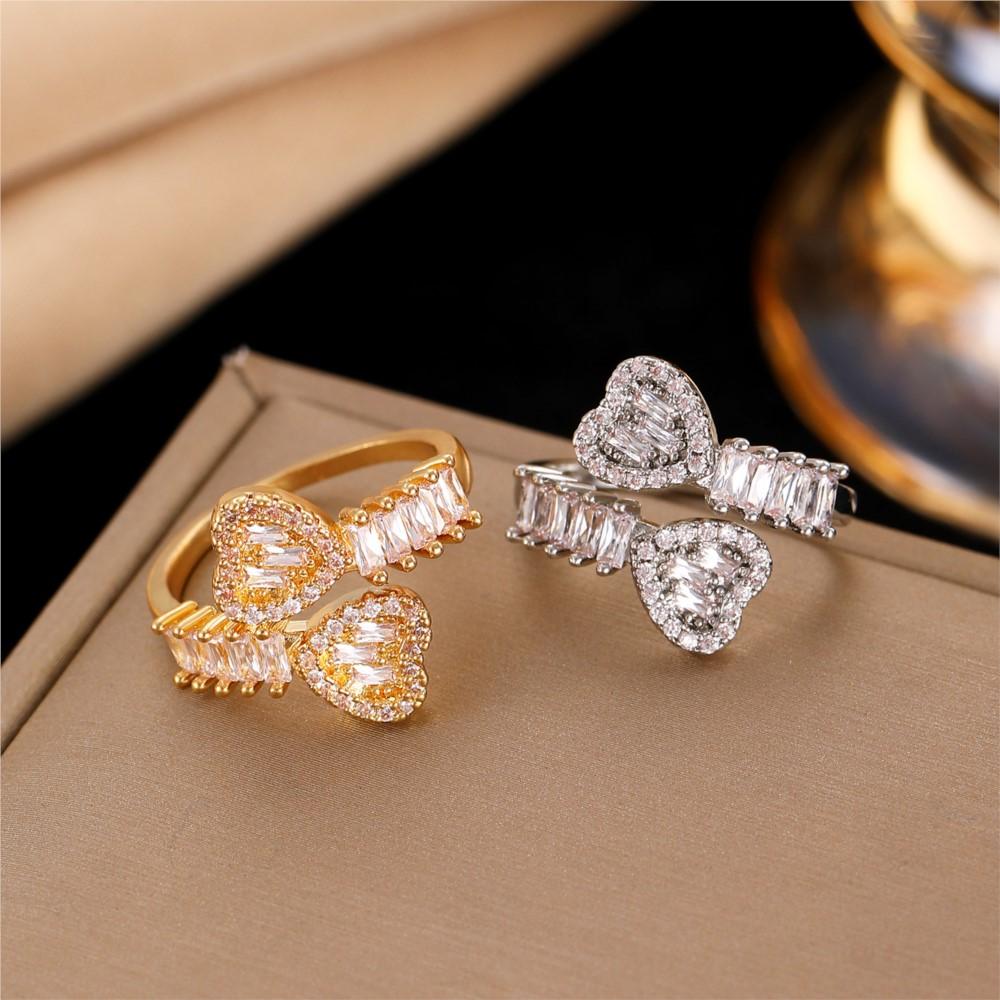 Elegant Sparkling Zirconia Heart Design Cuff Ring for Women Luxury Stylish Rhinestore Rings Jewelry Gifts Accessory