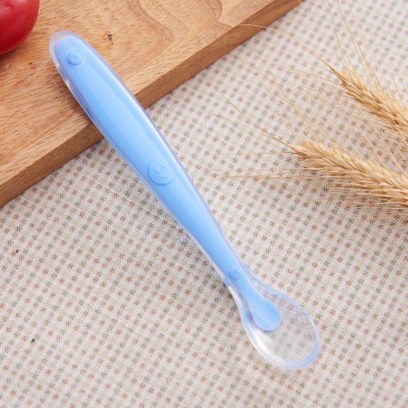 1Pc Baby Feeding Spoon with Storage Box Non-Slip Baby Trainning Spoon Food Grade Silicone Cute Baby Feeding Tableware Utensils
