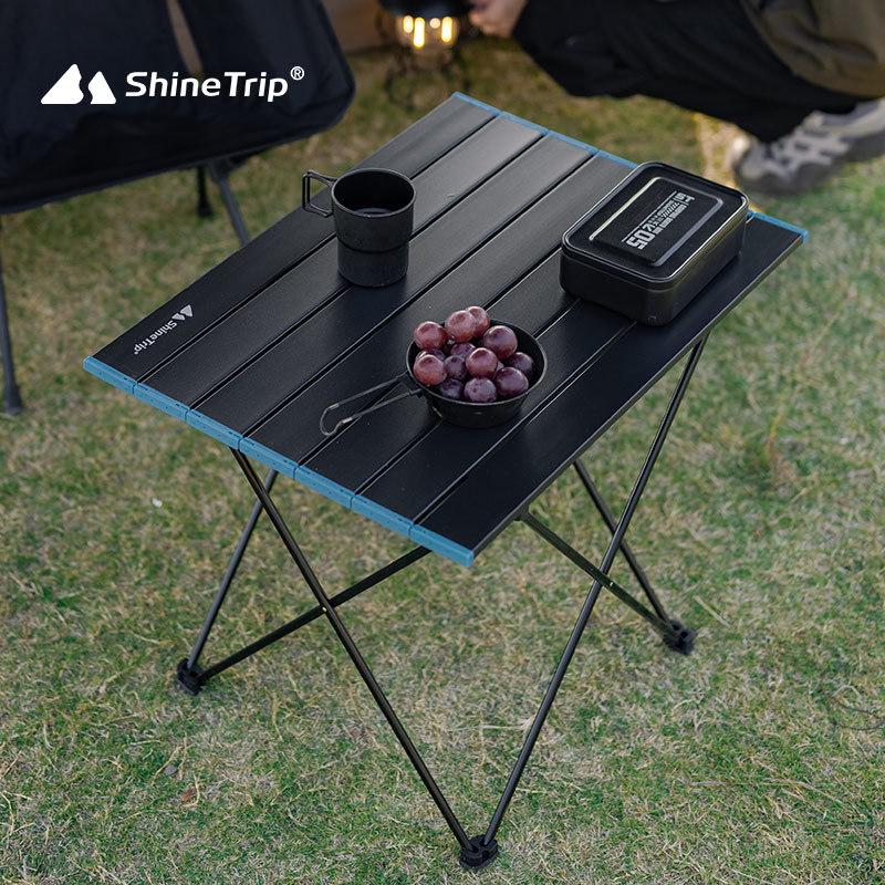Compact Aluminum Folding Camping Table - Lightweight & Easy to Store for Outdoor Barbecue, Picnic, or Fishing.