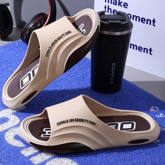 Sandals Men's Summer Indoor Anti-slip Trend Deodorant Wear 2025 New Home Thick Bottom Sports Leisure