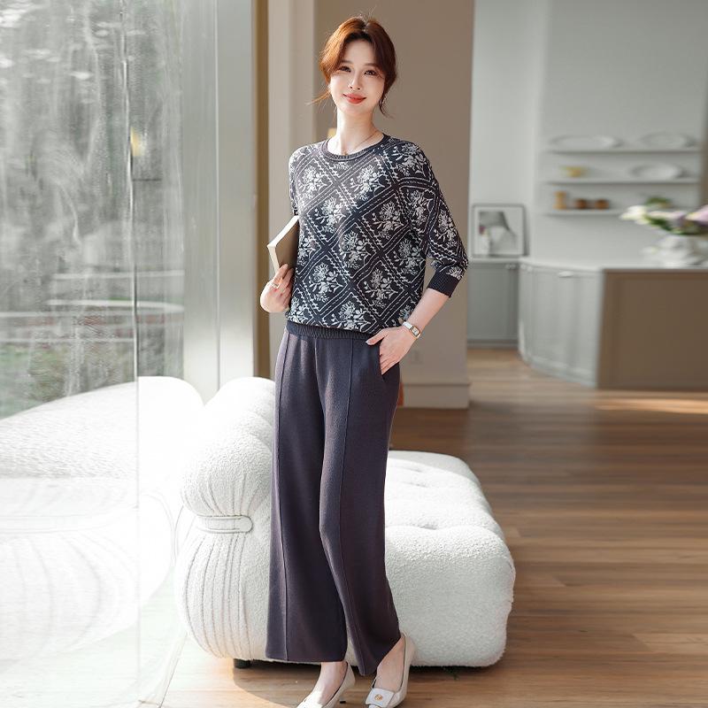 

Mom s Diamond Pattern Knit Top for Middle-Aged & Elderly Women, Stylish Loose Base Layer for Spring & Autumn 3XL (140-160 jin)