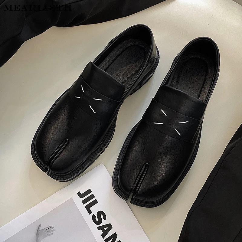 Split Toe Hufschuh für Herren dicke Sohle Loafer Schuhe Tabi Schuhe Lackleder Koreanische Version Trend Casual Lederschuhe