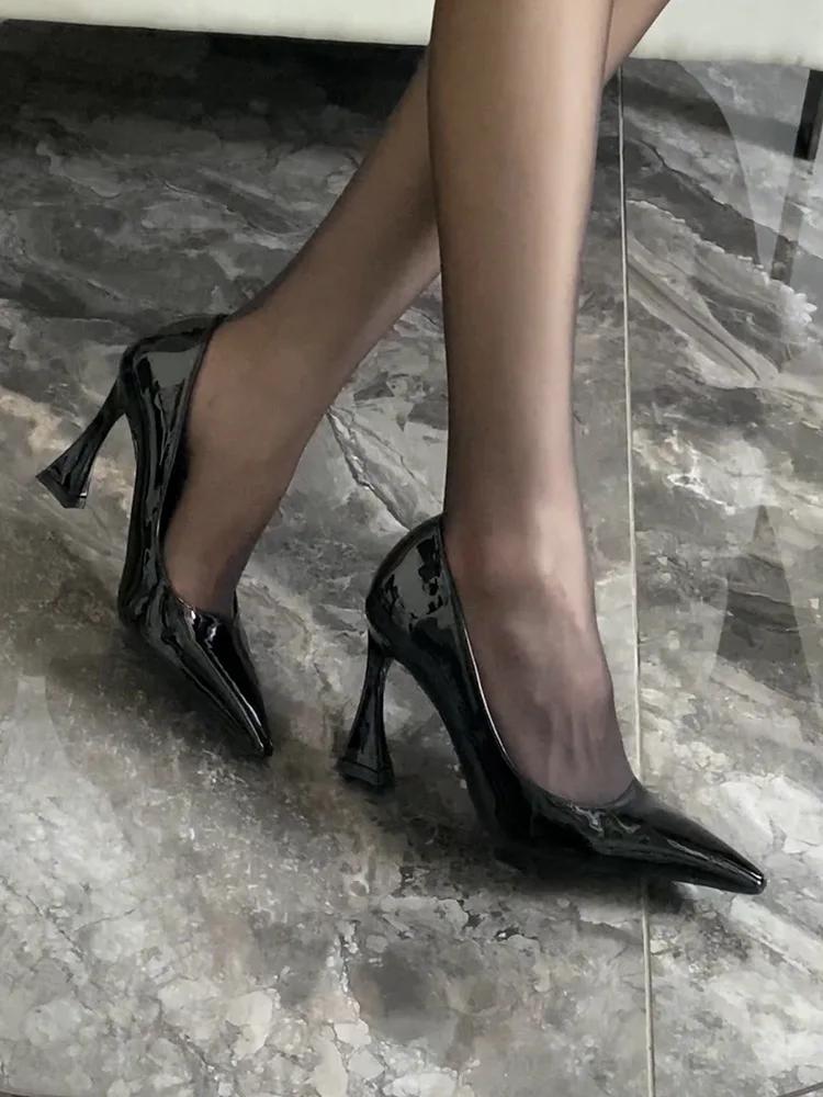 Fashion Women Elegant Wine Red Pumps Shallow Mouth Slip on Chunky High-heeled Shoes Woman Sexy Point Toe Versatile Party Banquet Shoes