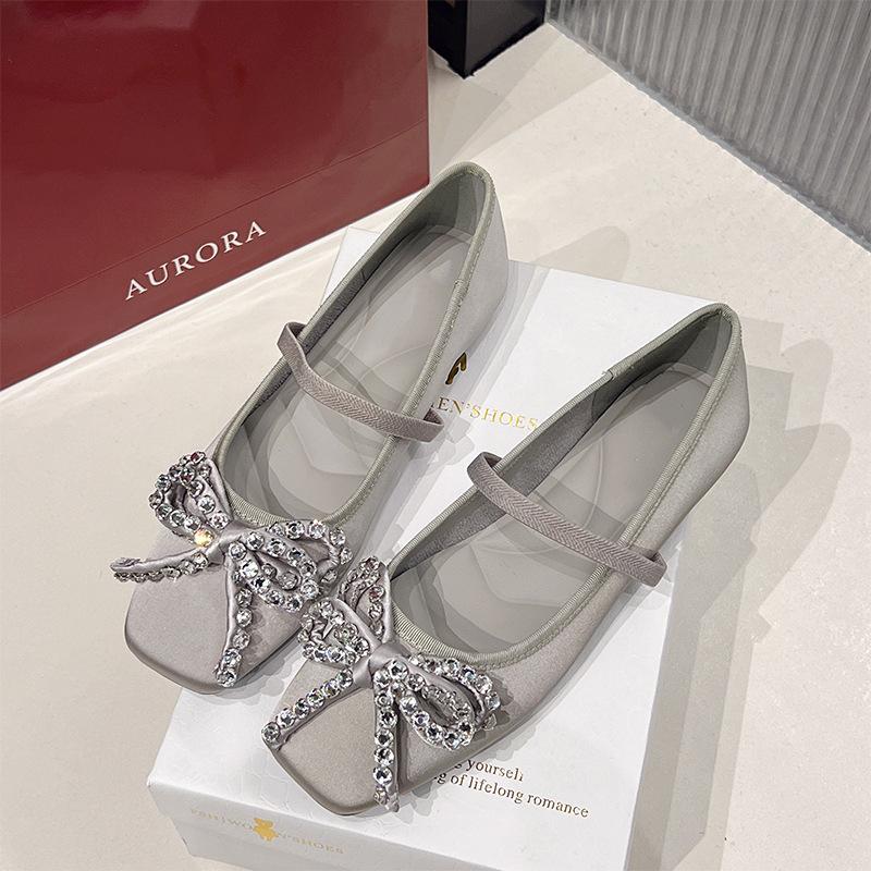 Rosett strass enkelskor dam 2025 vår ny mångsidig tjock klack fyrkantig tå en-ords spänne temperament flats