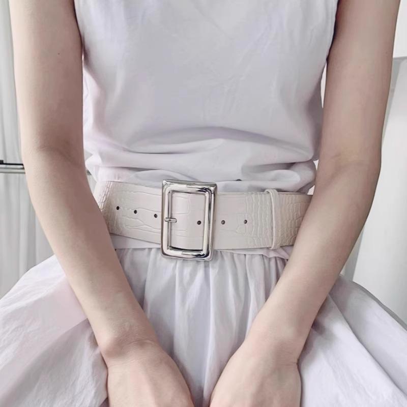 Fashionable Crocodile Pattern Belts for Woman 5.6cm Ultra Wide Belts Woman's Coat Accessories