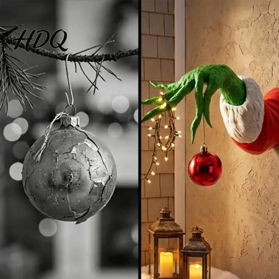 Funny Christmas Door Sign Elf Hand Tree Decorations with Red Hanging Balls Green Wall Festive Atmosphere Decor Decor Mount for Xmas Home Indoor New