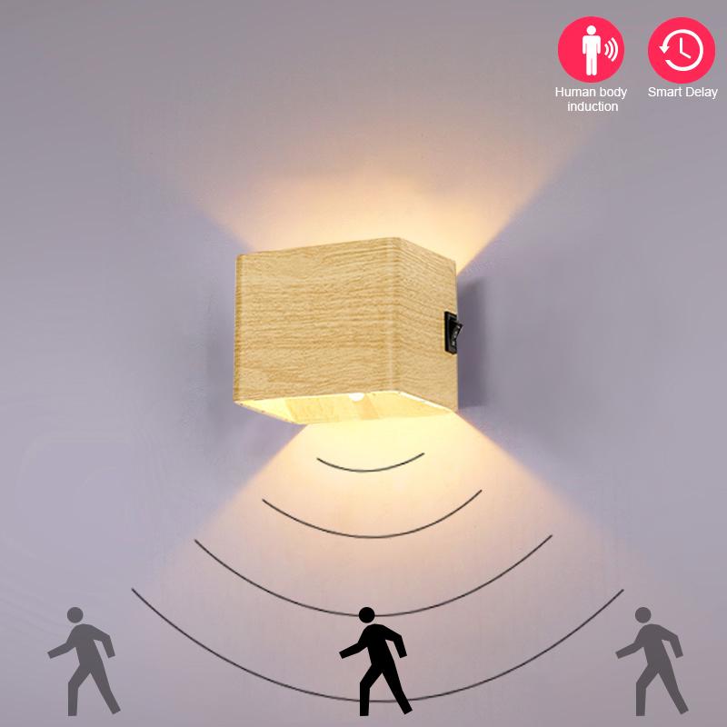 Lampada da parete a LED ricaricabile USB sensore di movimento umano lampada a bacchetta senza fili Sconce lampada da notte per comodino camera da letto corridoio
