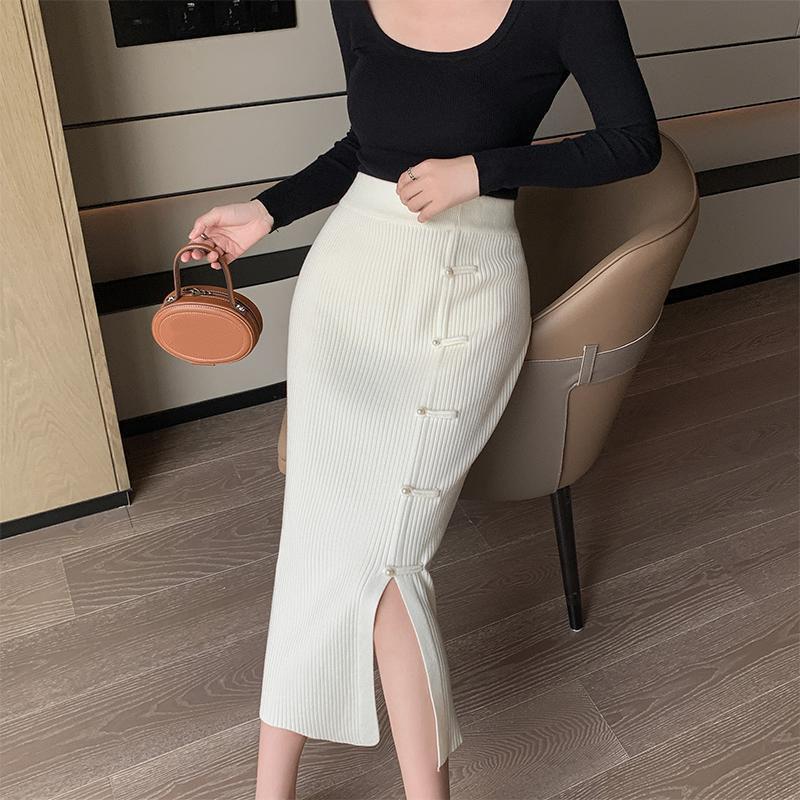 Split Knit Hip Hugging Fish Tail Half Skirt for Women In Spring and Autumn New High Waist Slimming Striped Mid Length Skirt