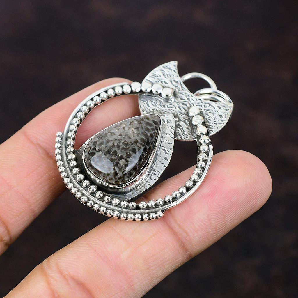 Stingray Coral Pendant Very Pretty Gemstone Jewelry 925 Sterling Silver Pendant Handmade Stylish Pendant Gift For Wife Latest Design Jewelry