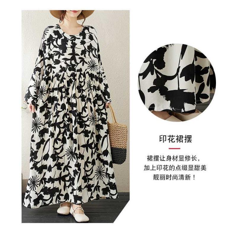 Round Neck Long Sleeve Loose Literary Vacation Style Dress