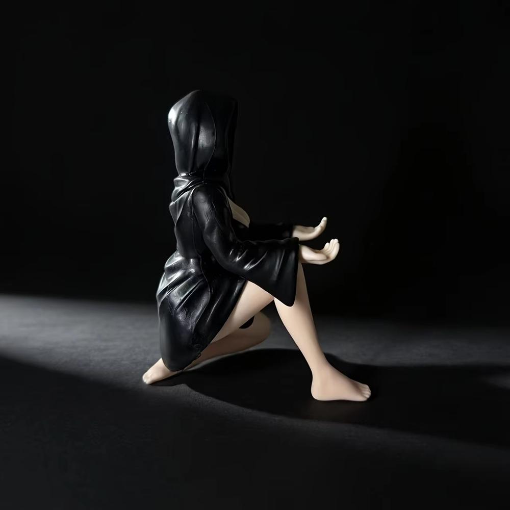 3D Mysterious Halloween Statue Gothic Black Robe Queen Figure Bookshelf Sculpture Spooky Sitting Statues Desktop Ornaments
