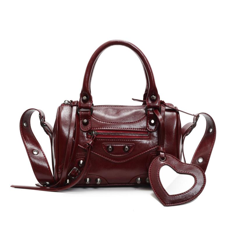 Niche Retro Hand-Carried Locomotive Bag Women'S Versatile Contrasting Color Shoulder Messenger Boston Bag