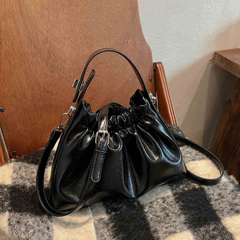 

Ретро сумки для женщин, новая дорожная сумка из плутониевой кожи на одно плечо в минималистичном стиле, универсальная, винно-красного цвета, через плечо