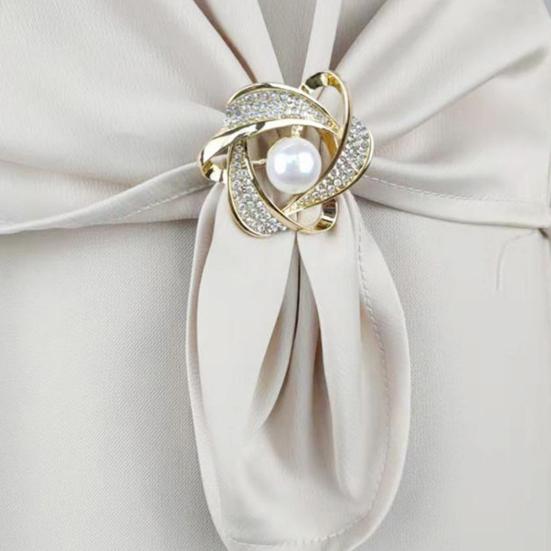 Pretty Badge Pin Ornamental Colorfast Dress Up