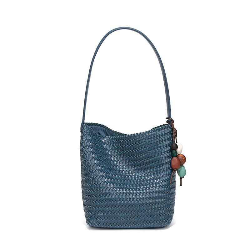 

Vegetable Tanned Soft Leather Woven Bag Bucket Large Capacity Design Texture Commuting All-matching Shoulder Tote
