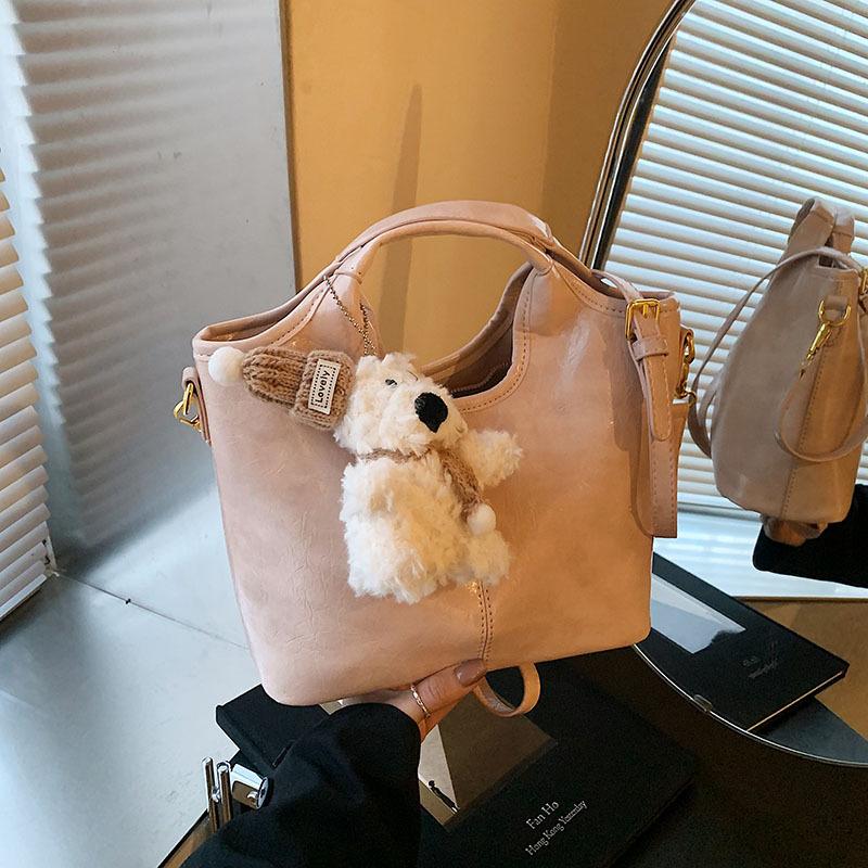 Large Capacity Bag Women's New Versatile Soft Leather Messenger Bag Women's Casual Portable Tote Bag