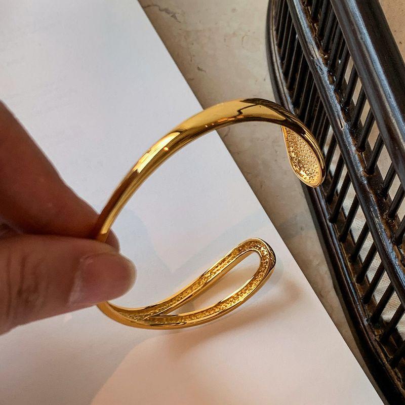 

European and American Ins Style Gold Water Ripple Open Bracelet for Women, Light Luxury, Niche, Unique, High-End Feel, Unpopular Bracelet Jewelry Type a