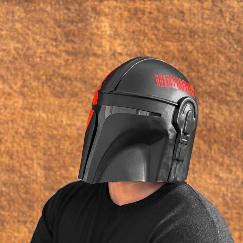 Replica Elmo Mandalorian | Oggetto di Scena per Cosplay di Star Wars | Iconico Elmo di Din Djarin | Regalo Elmo Mando per Lui | Regalo da Uomo | Decorazione per la Casa