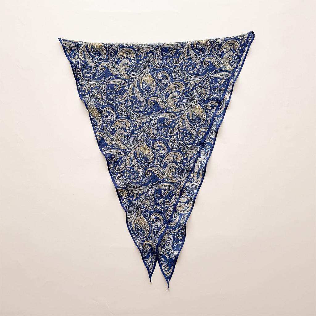 Retro Cashew Print Silk Scarf Accessories Rhombus Versatile Triangle Scarf Spring And Summer Thin Out Clothing With Shawl