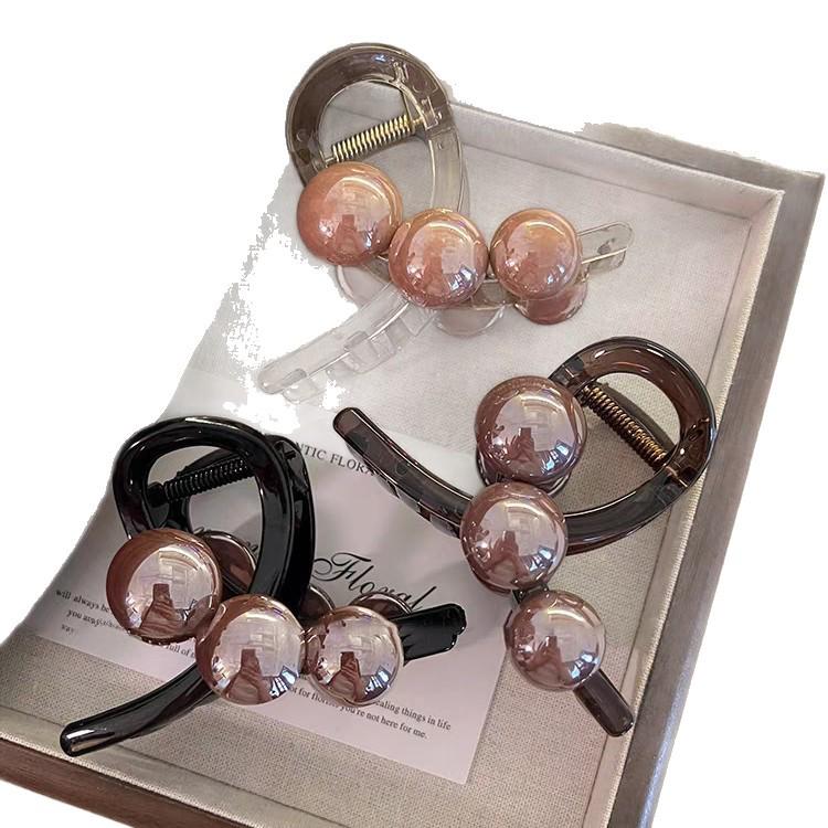 2025 Elegant Pearl Claw Clip - Medium Size, Spring/Summer Women's High-End Hairpin