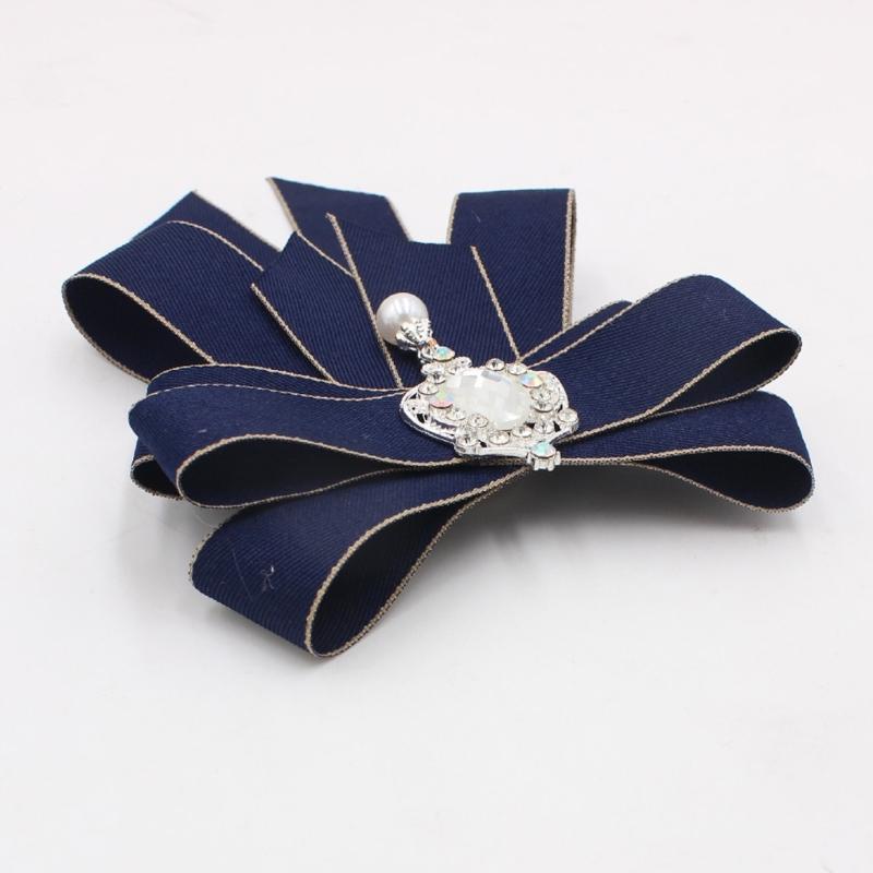 Crystal Bows Brooch For Dresses And Coats Fashionable Rhinestones Necktie Jewelry Accessory For Elegant Outfits