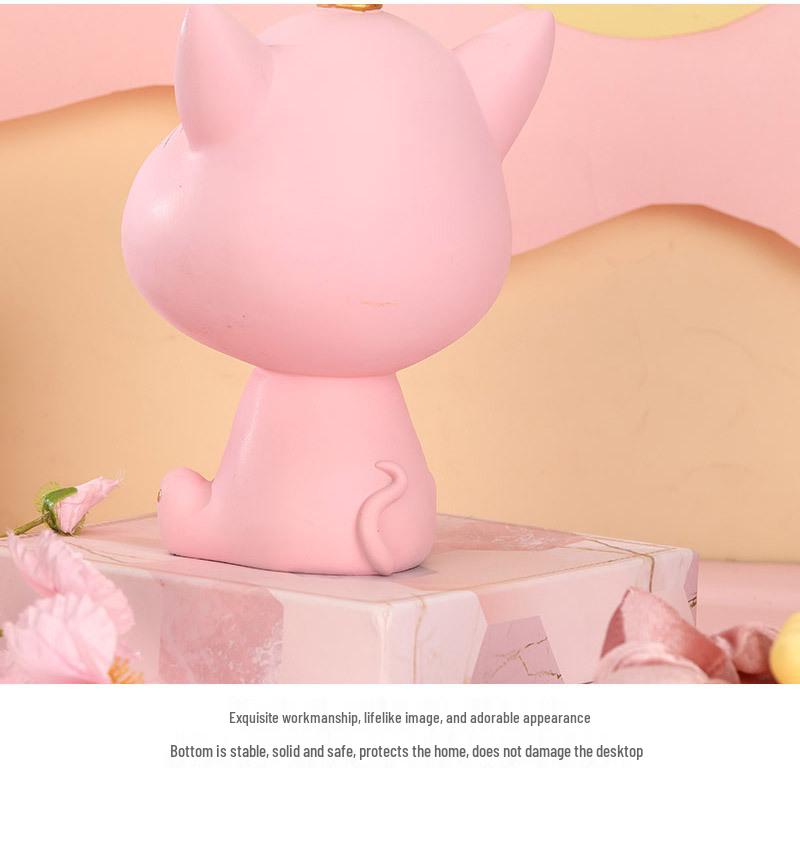 Creative Cat Light Luxury Resin Ornament for Home Decor & Key Storage