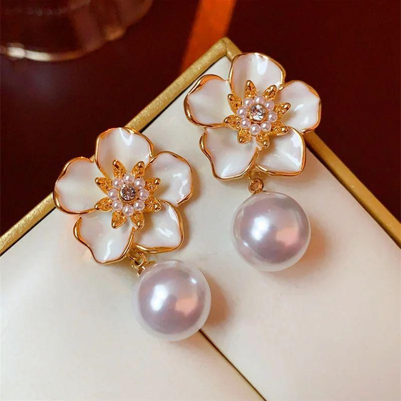 Fashion Camellia Flower Imitation Pearl Earring For Women Luxury Jewelry Accessories