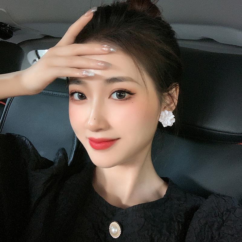 White Flower Stud Earrings for Women Flower Earring 2025 New Modern Korean  Cute Teens Girl Party Jewelry Accessories