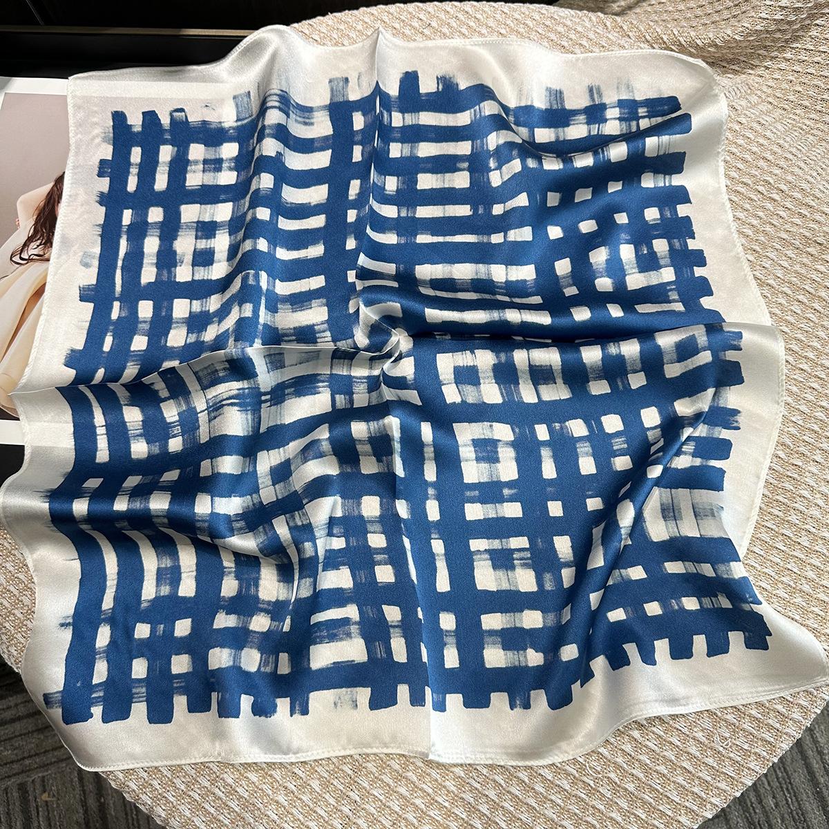 Blue and white line plaid silk scarf women s spring white mulberry silk 53cm small square scarf skin-friendly neck stripes 53*53cm
