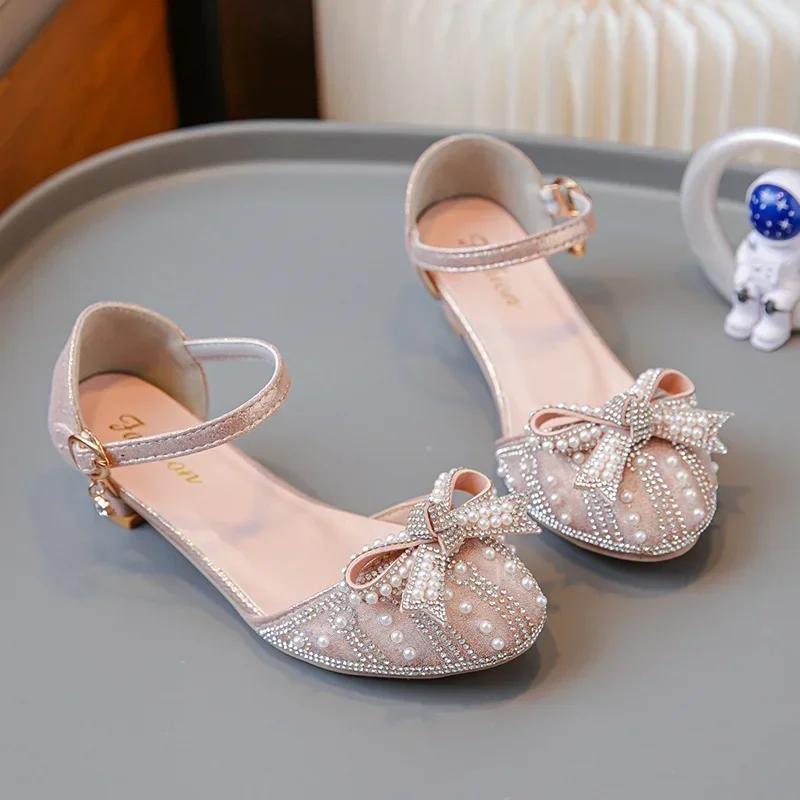 

Comfortable Catwalk Fashion Summer Students Baby Girls Princess Shoes Shiny Bow Stage Elegant Beaded Crystal Cute Kids Sandals 27Insole17.2cm рожевий