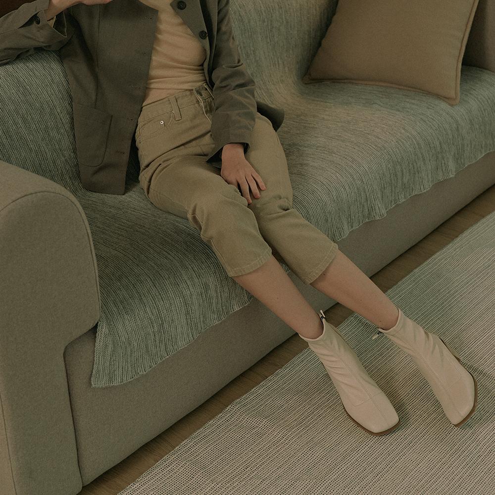 Kerrijade Wood Socks Boots_Ivory