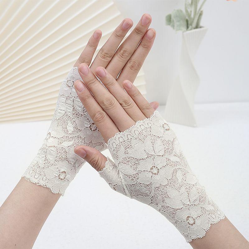 Half Finger Sun Protection Gloves Women Open Finger Driving Versatile Summer Thin Lace Elegant Sexy Breathable Scar Covering Half