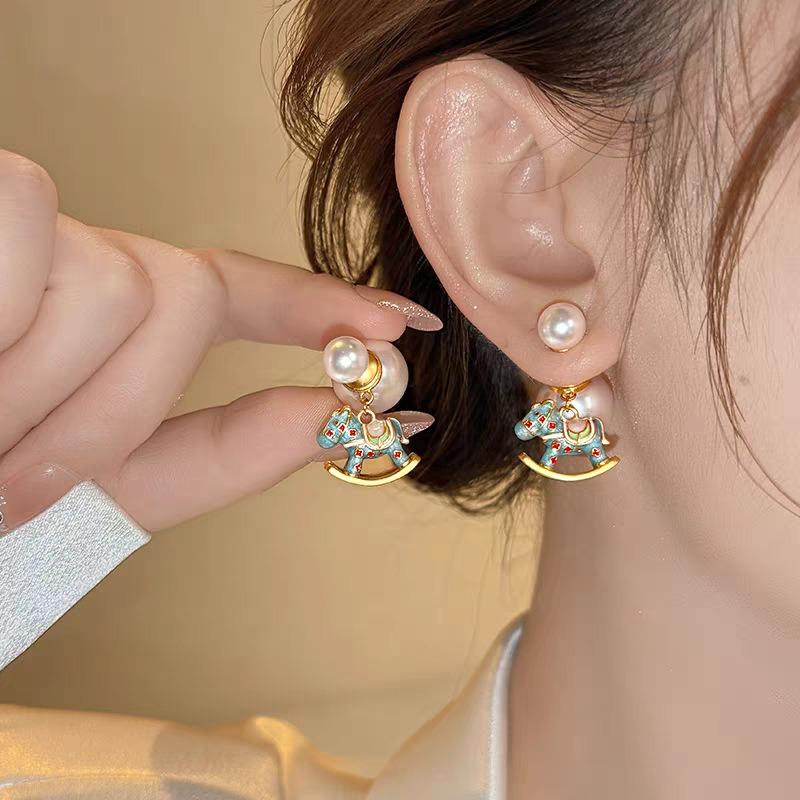 Silver Needle Dripping Oil Pony Pearl Stud Earrings Natal Year Simple Fashion Temperament Earrings Light Luxury High-end Earrings