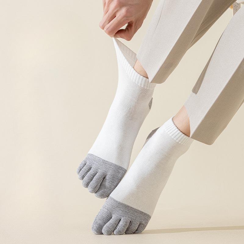 Five-finger Socks, Men's Short Socks, Boneless, Deodorizing, Sweat-absorbing, Split-toe Socks, Sports Toe and Thumb Boat Socks