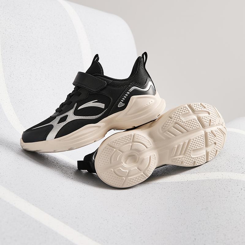 Anta Fashion Versatile Lightweight Shock Absorbing Low Top Kids Running Shoes Men sneaker Black Silver A12445577-2
