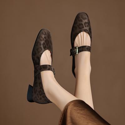 Fashion 2025 New Spring Women Pumps Round Toe Low Heel Shoes Genuine Leather Women Shoes Concise Ladies Mary Janes  Shoes Brown Big Size