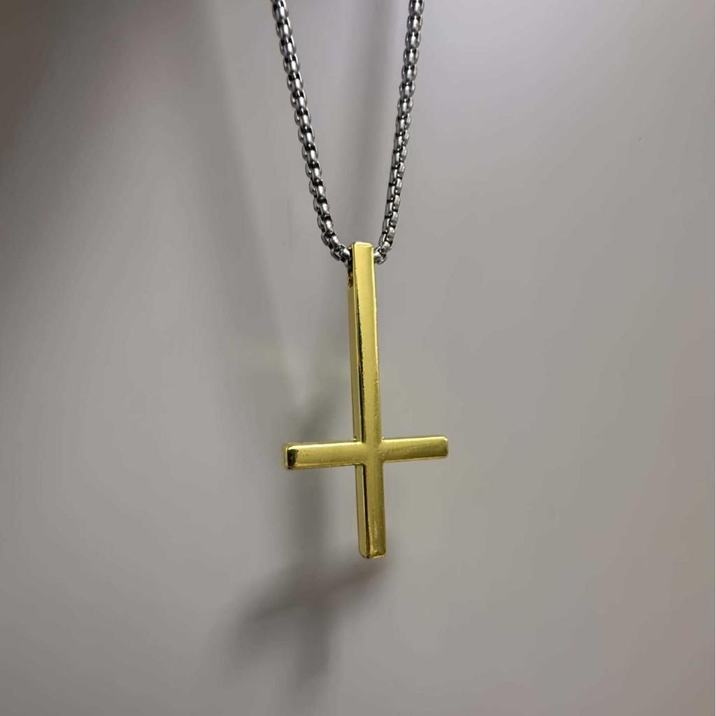 Geometrische Kruis Hanger Ketting Voor Mannen Met Roestvrijstalen Ketting En Edgy Stijl