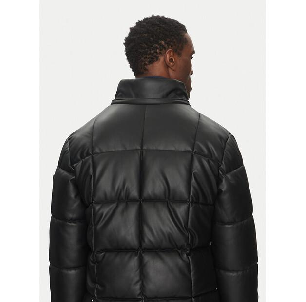 Зимняя куртка Guess M4BL33 WGJB0, черная, стандартный крой