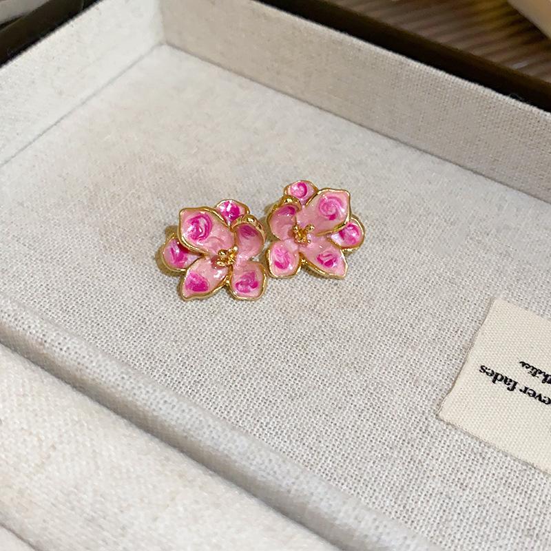 Vintage Drip Oil Floral Earrings: Retro High-End Studs for Women