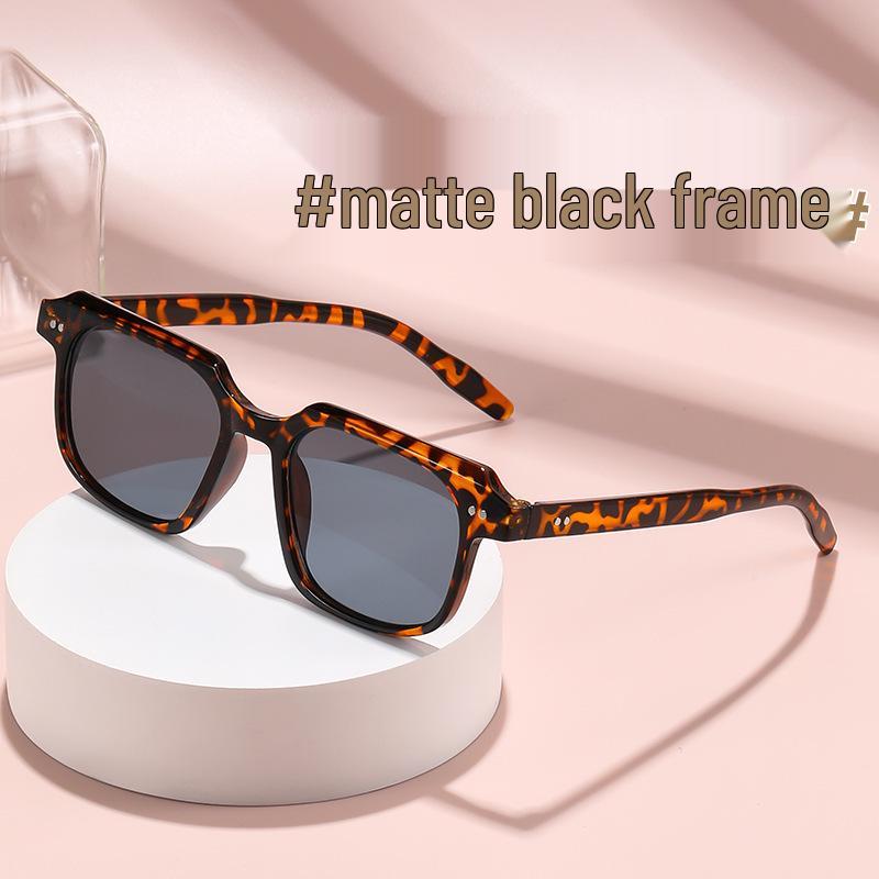 European & American Retro Square Sunglasses, UV Protection, Small Frame Street Style