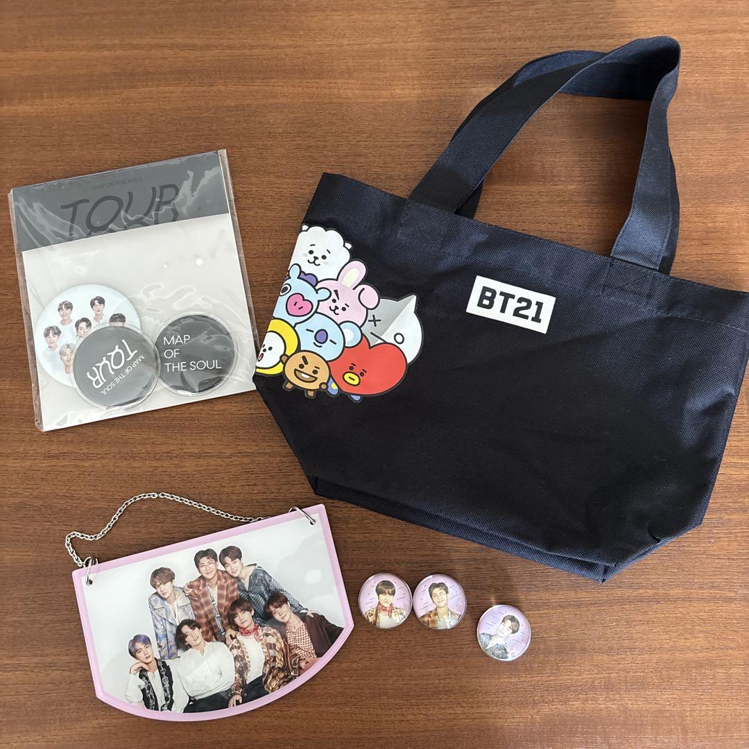 

[USED] BT21 tote bag and badge set