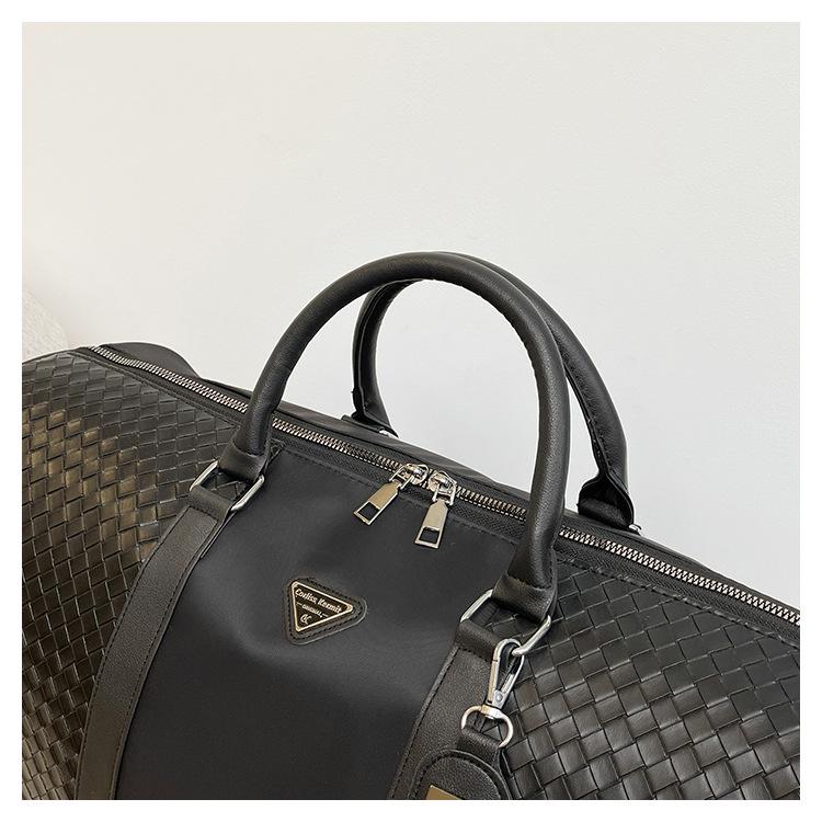 Men's Large Capacity Korean Style Casual Business Travel Shoulder Bag