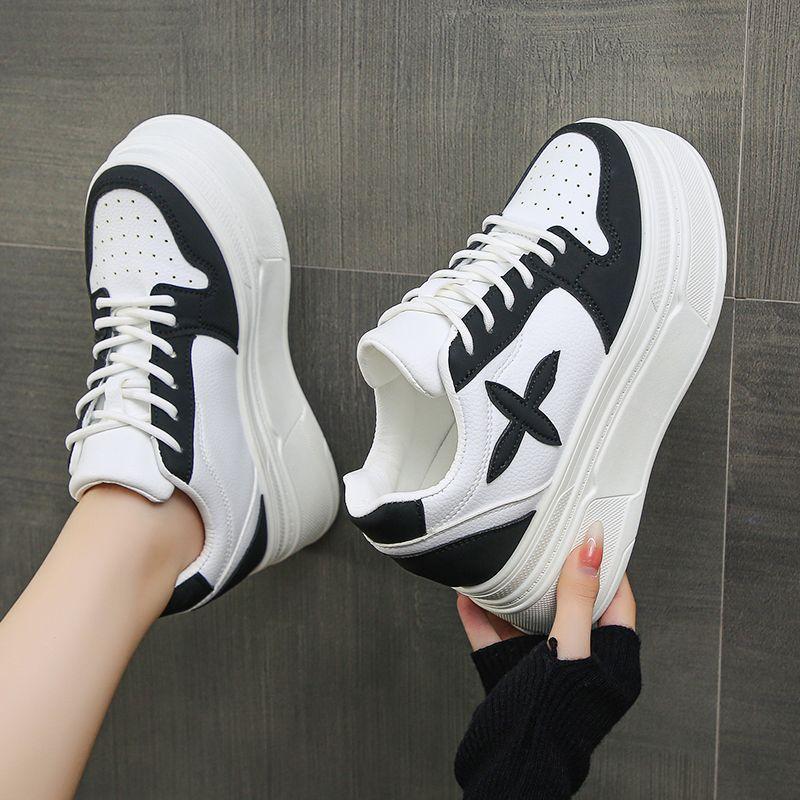 

Little white shoes women s shoes new thick-soled, lightweight and versatile single shoes, small inner height-increasing sports shoes 40 чорний